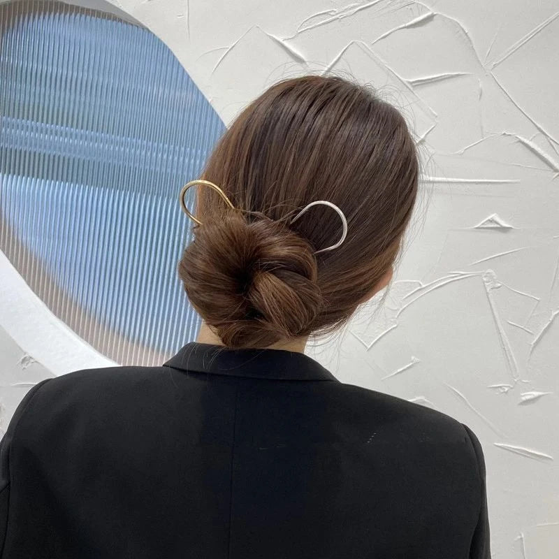 New Pearl Hairpins Korean U-shaped Metal Shell Hair Clip Pins Women Girls Hair Sticks Bun Maker Hair Styling Accessories Gifts