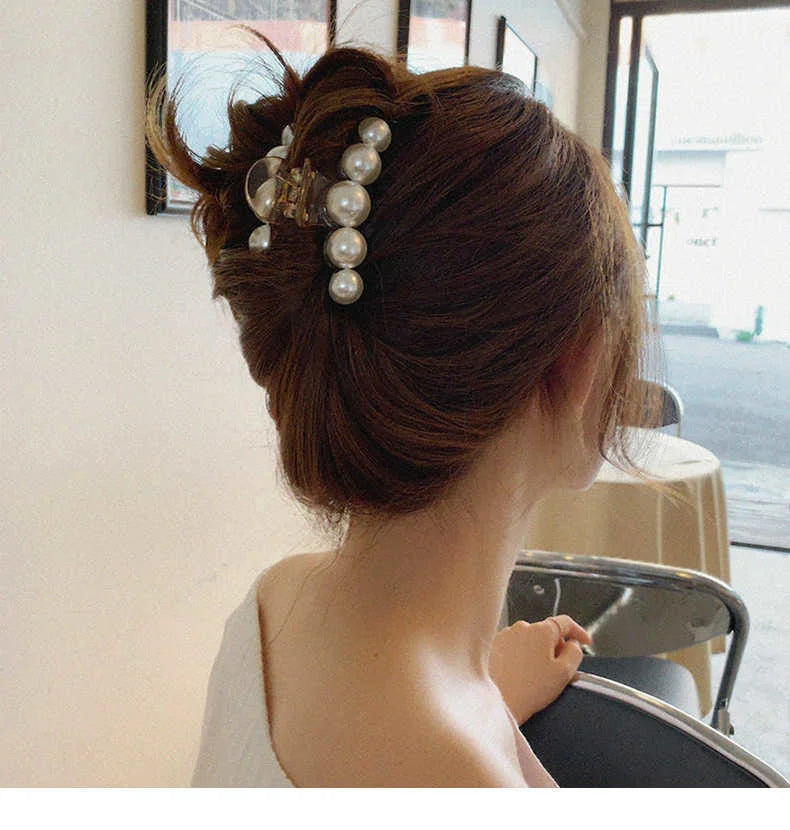 Big Pearl Hair Claw For Women Ladies Makeup Hair Barrettes Hair Accessories Korean Cross Crab Hair Clip Fashion Girl Headwear