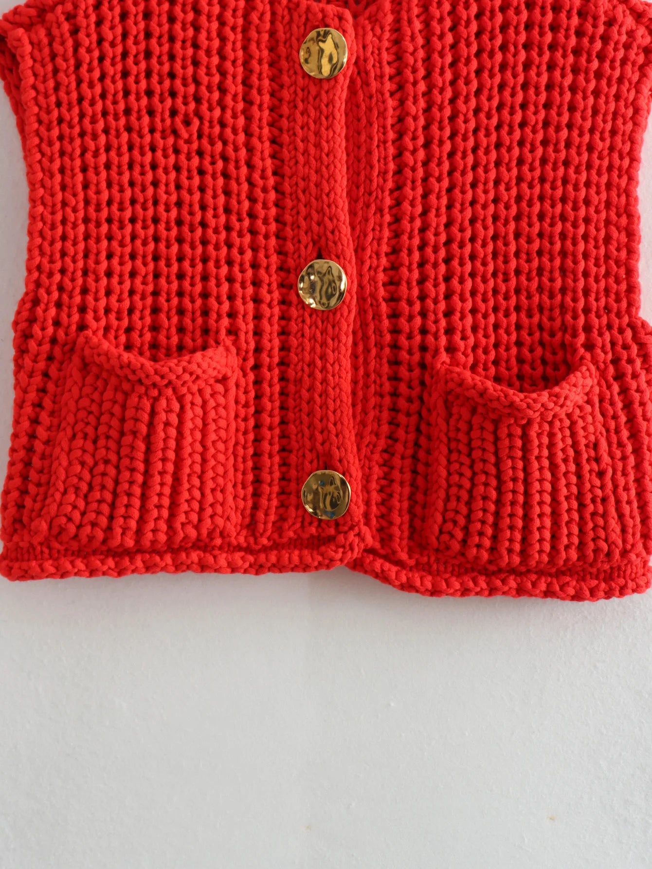 Korean Fashion Crop Sweater Women Vest Solid Loose Casual Sweater Vest Cable Knit Sweater Vest For Women Luxury Designer Tops