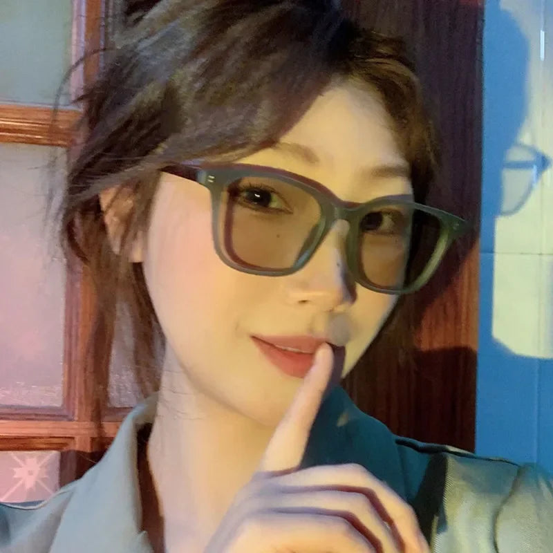 Women Trend Two-tone Sunglasses New Personality Square Frame Sunglasses Retro Yellow Men Fashion Frosted Small Frame Glasses