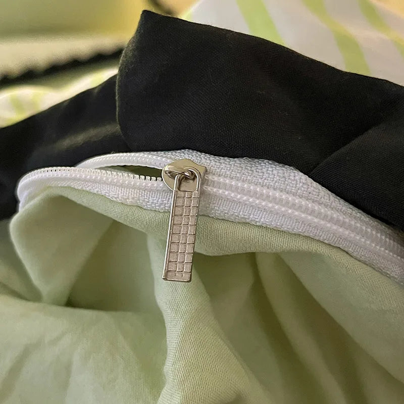 Korean Style Bedding Set Green Strip Black Cat Embroidery Washed Cotton Duvet Cover Cute Cardboard Bed linen Comforter Sets
