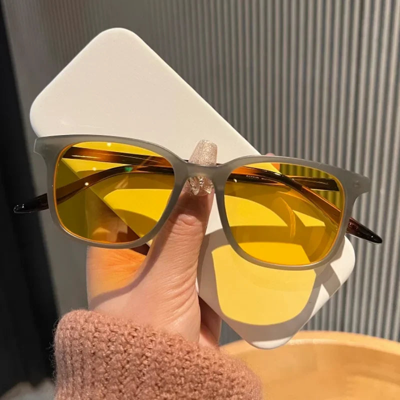 Women Trend Two-tone Sunglasses New Personality Square Frame Sunglasses Retro Yellow Men Fashion Frosted Small Frame Glasses