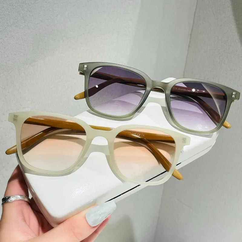 Women Trend Two-tone Sunglasses New Personality Square Frame Sunglasses Retro Yellow Men Fashion Frosted Small Frame Glasses