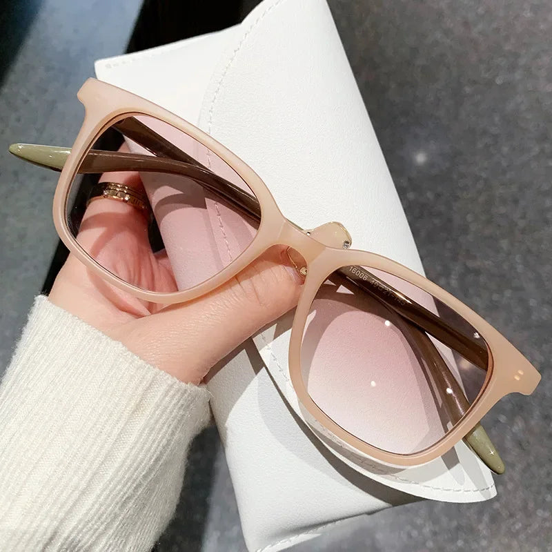 Women Trend Two-tone Sunglasses New Personality Square Frame Sunglasses Retro Yellow Men Fashion Frosted Small Frame Glasses