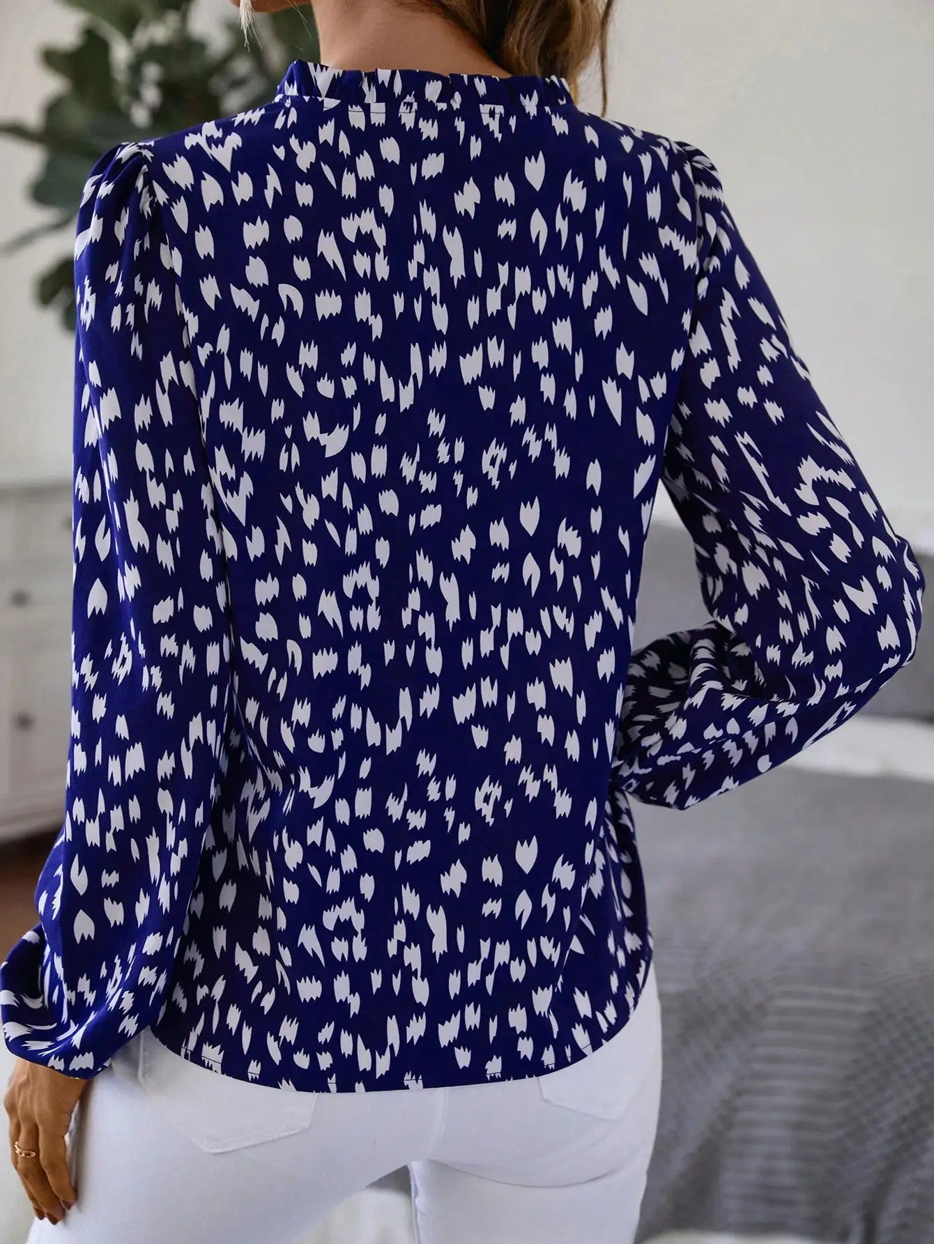 Elegant casual women's shirt notched V-neck long sleeve full printed casual fashion women's shirt