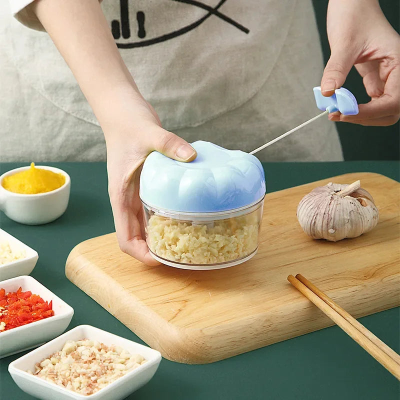 Portable Vegetable and Food Cutter Manual Garlic Puller Fruit Chopper Kitchen Too Multi-function Meat Grinder