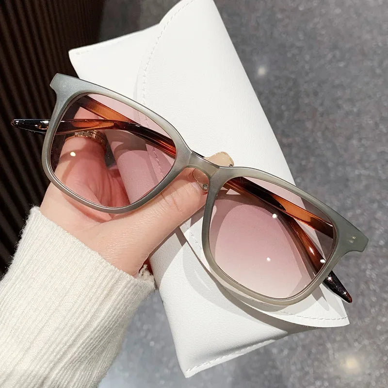 Women Trend Two-tone Sunglasses New Personality Square Frame Sunglasses Retro Yellow Men Fashion Frosted Small Frame Glasses