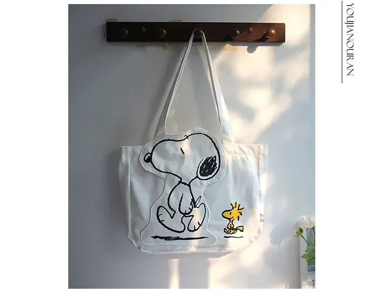 New Cartoon Fashion Snoopy Canvas Shoulder Bag Casual Cute Large Capacity Female Student Tuition Crossbody Bag