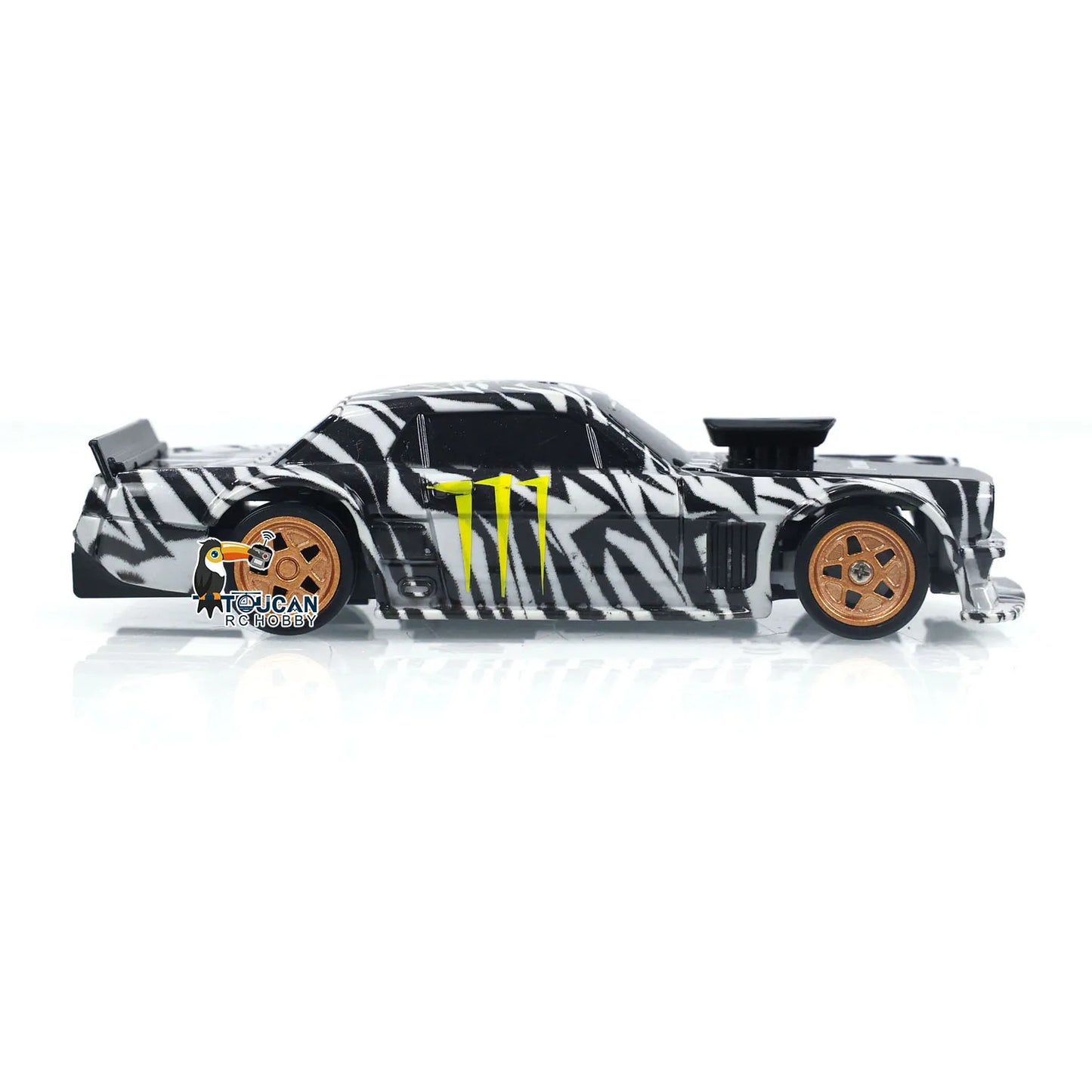 Gifts Outdoor Toys 1/43 RC Mini Race Cars 2.4g Radio Control Drift Car 4WD High-Speed Motor Vehicle Model for Boys TH23884