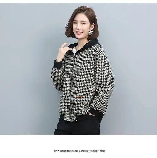 2024 Autumn Winter New Middle-aged and elderly Mothers Short Jacket Women's Patchwork Hooded Plaid Coat Casual Tops
