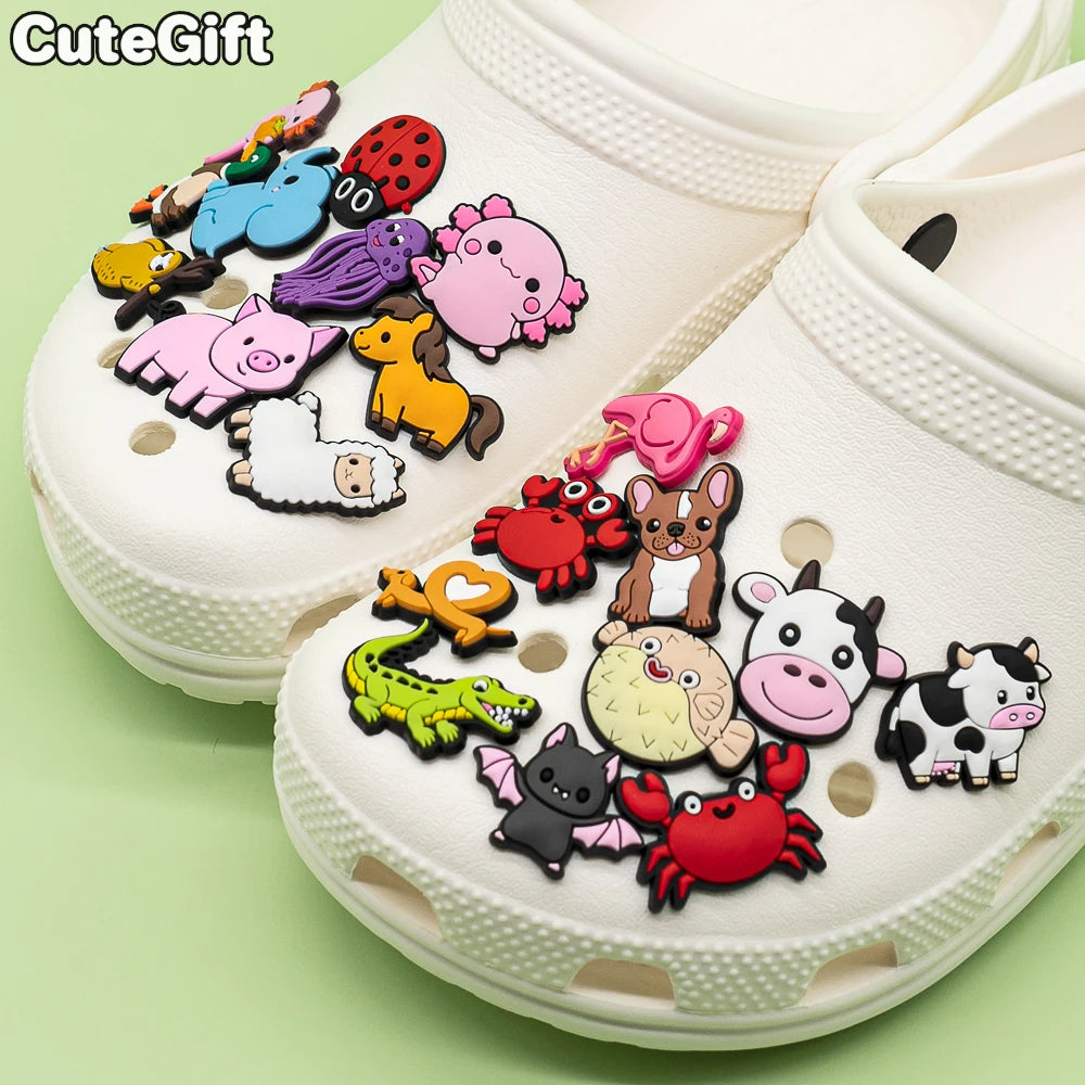 1pcs Animals Pig Dogs Flamingos Salamander Cow Shoe Charms Decorations Pins Accessories for Kids Women Girls Child Favor Gifts