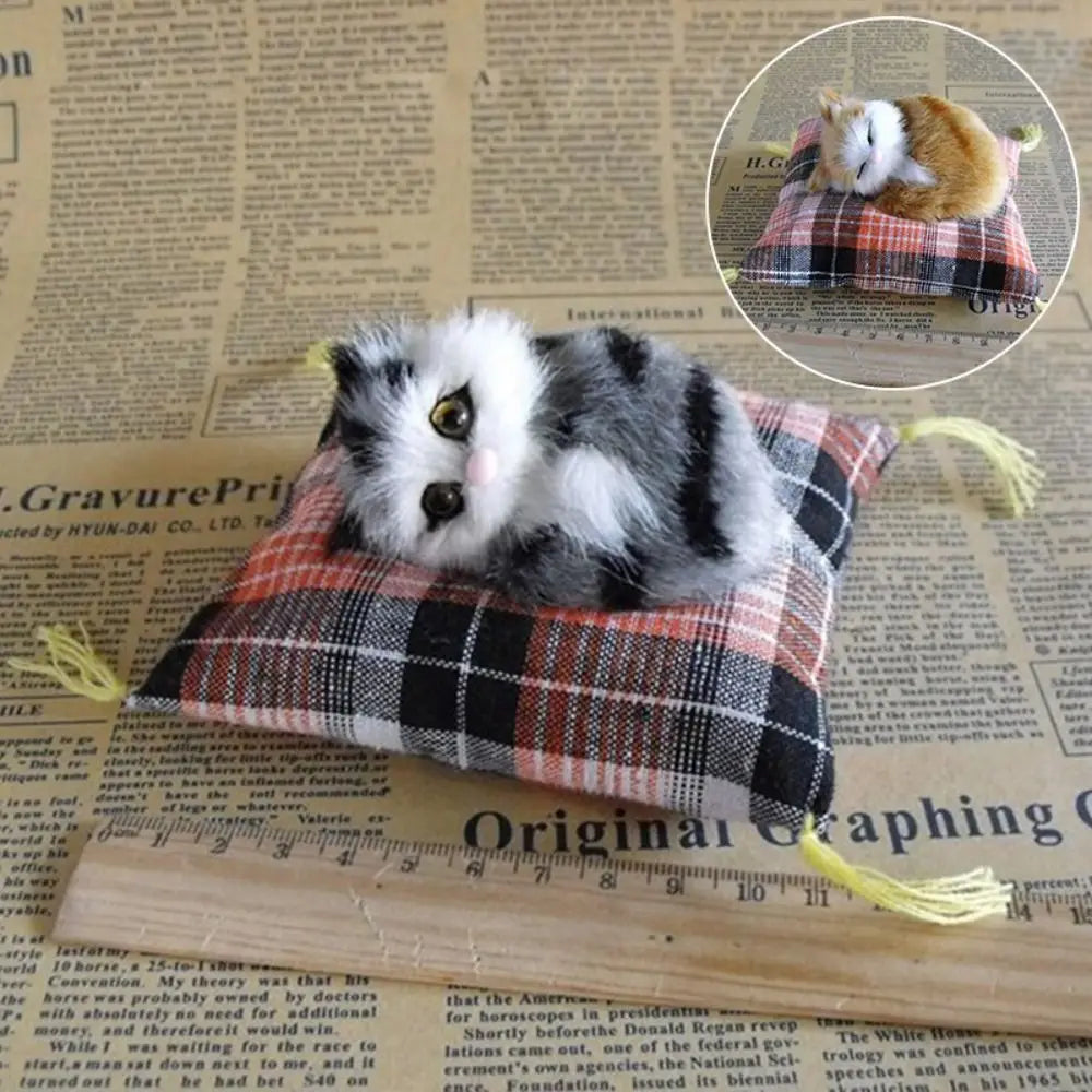 Artificial Mini Cats Ornaments Cute Cloth Pad Plush Fake Cats Lying Position Children Birthday Gift Creative Decoration
