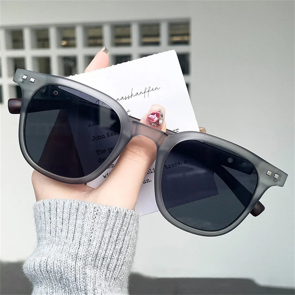 New Men Vintage Wooden Frame Sunglasses Classic Sun Glasses Men Polarized UV Protection Driving Eyewear Outdoor Shades Goggles