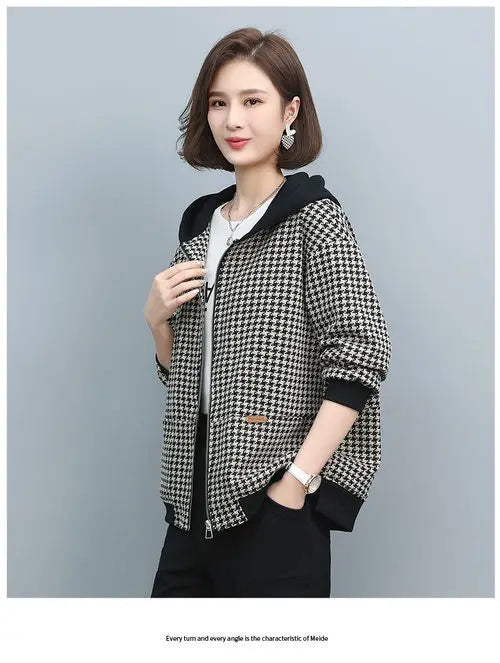 2024 Autumn Winter New Middle-aged and elderly Mothers Short Jacket Women's Patchwork Hooded Plaid Coat Casual Tops