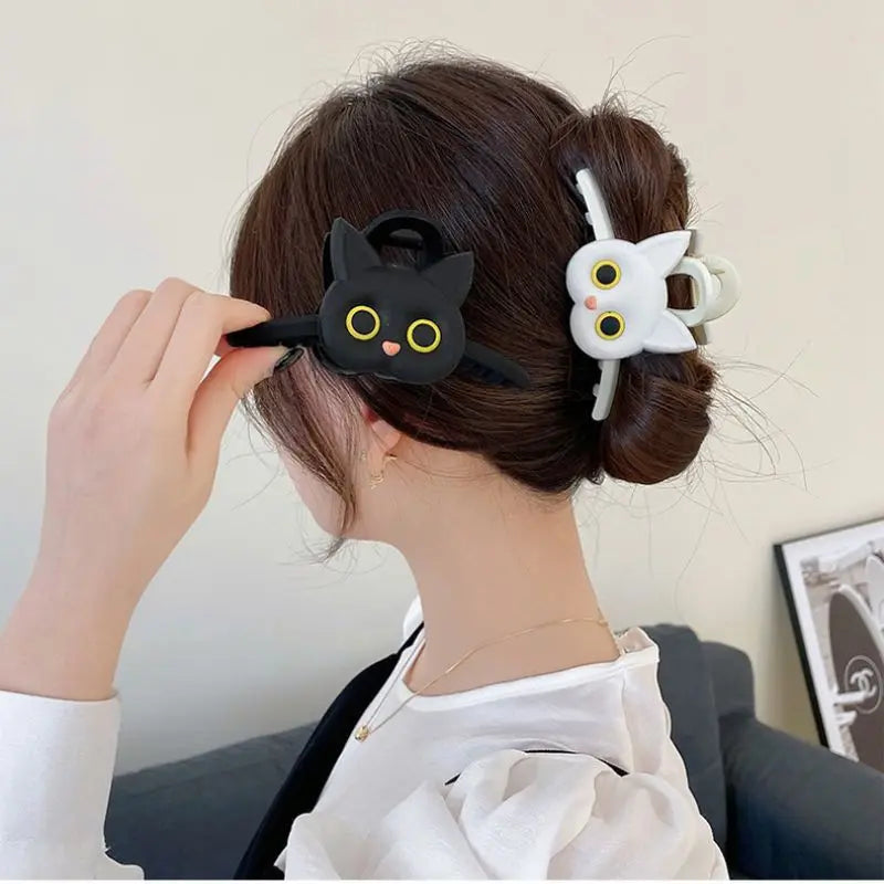 AISHG Cute Black White Cat Hair Clips Women Hollow Geometric Grab Claw Clips Cartoon Animal Hairpin Girls Hair Accessories
