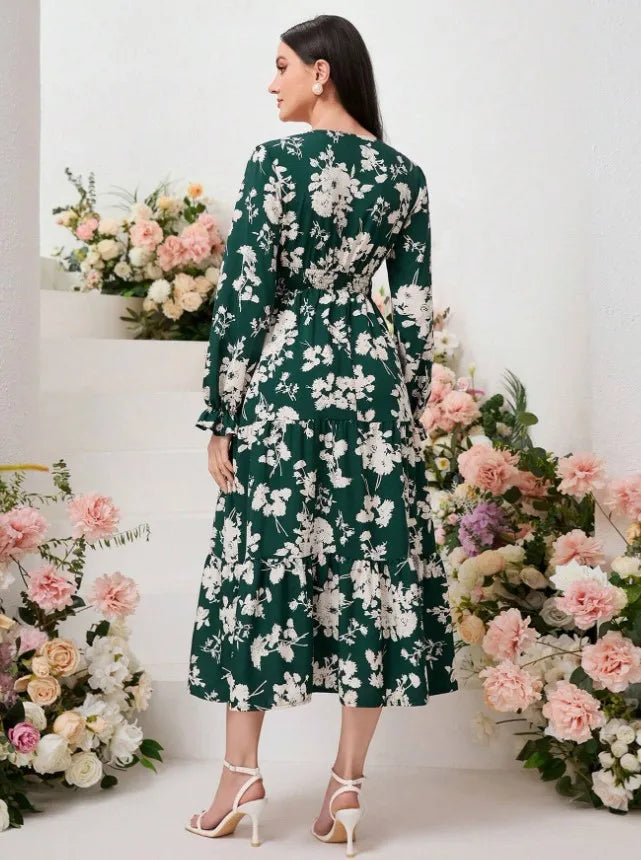 Autumn Women's New Sexy V-neck Fashionable Printed Cake Long Sleeves Medium To Long Length Casual Comfortable Dress For Women