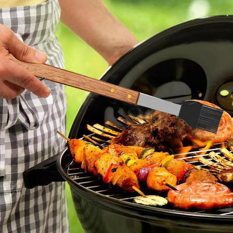 4PCS Grill Utensils Set Stainless Steel Heavy Duty Grilling Accessories Kit Outdoor Camping BBQ Grill Tools Set Grill Utensils