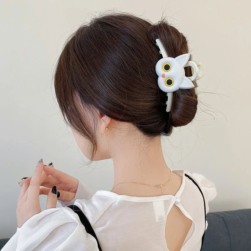 AISHG Cute Black White Cat Hair Clips Women Hollow Geometric Grab Claw Clips Cartoon Animal Hairpin Girls Hair Accessories