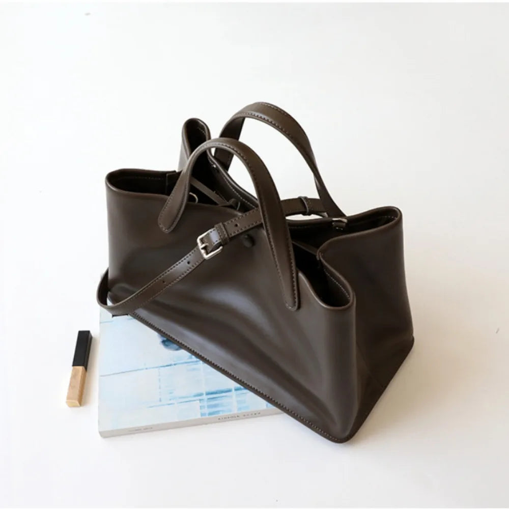 New Moda Simple Large Capacity Exposure Handbags Women Office Casual Dermis Totes Minority Commuter French Style Messenger Bags
