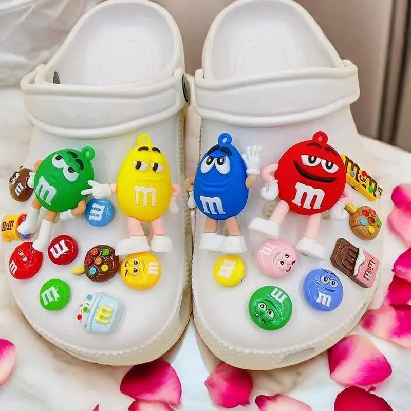 Whole Set Hot Sale DIY Hole Shoes Charms for Cute Cartoon Handmade Charms Designer Quality Garden Shoe Decoration Girl Gift