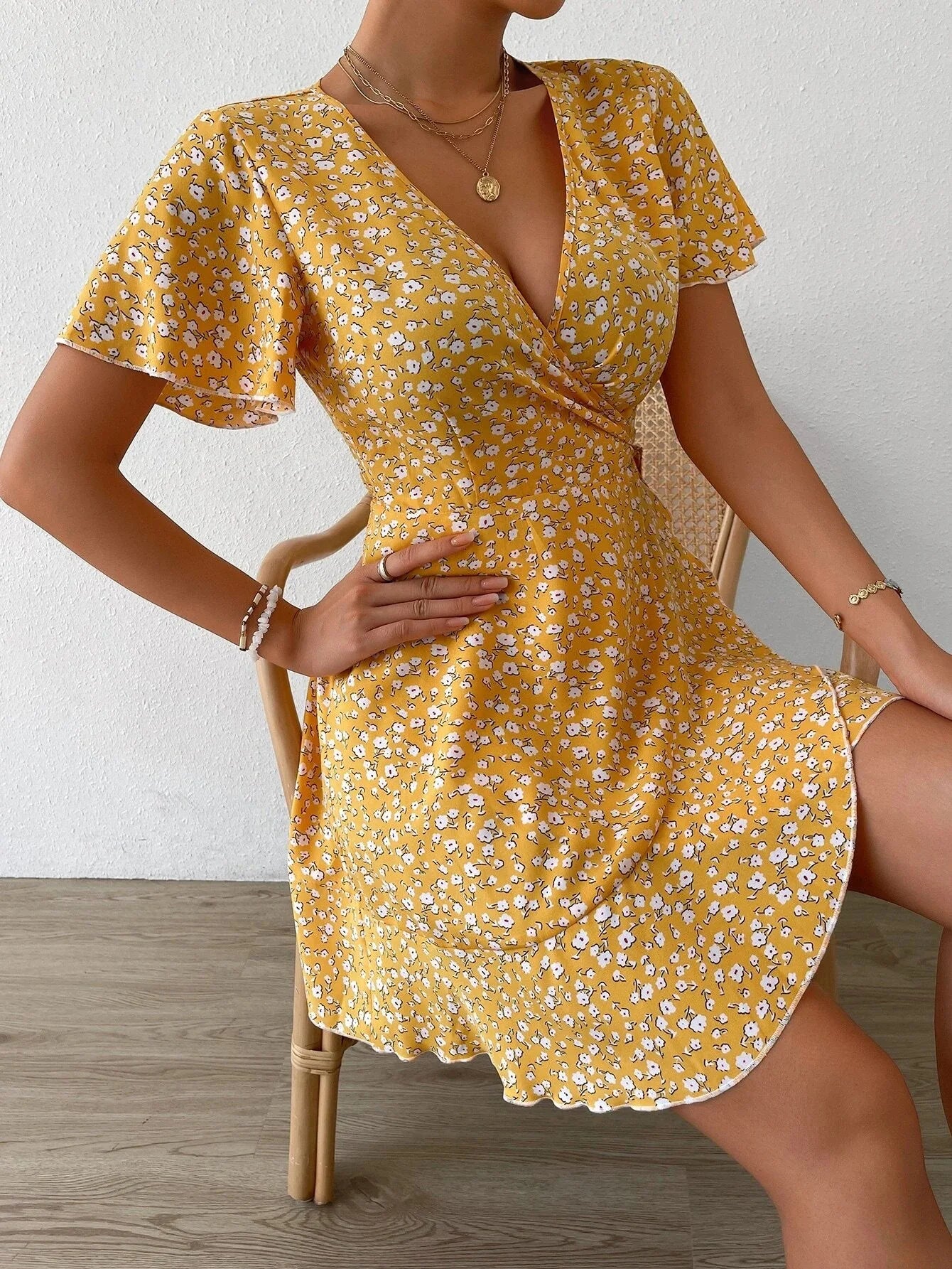 Women Sexy Printed A Line Dress Summer Bohemian V-Neck Short Sleeved Mini Dresses