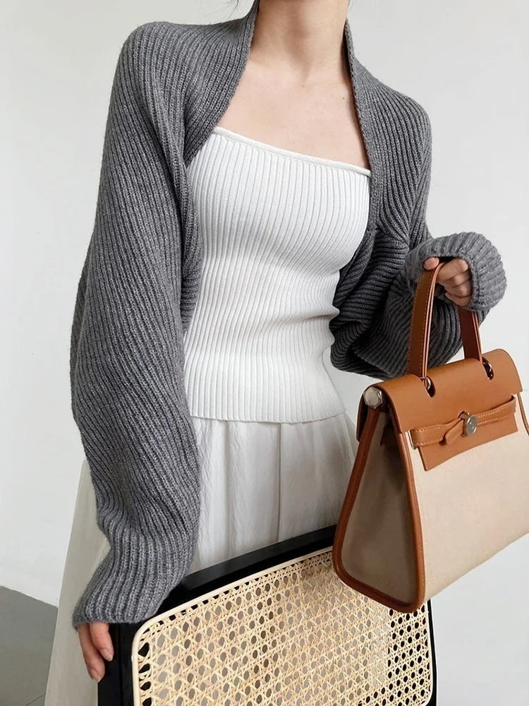 [EAM] Elegant Gray Knitting Cardigan Sweater Loose Fit V-Neck Long Sleeve Women New Fashion Tide Autumn Winter 2025 1DF2337