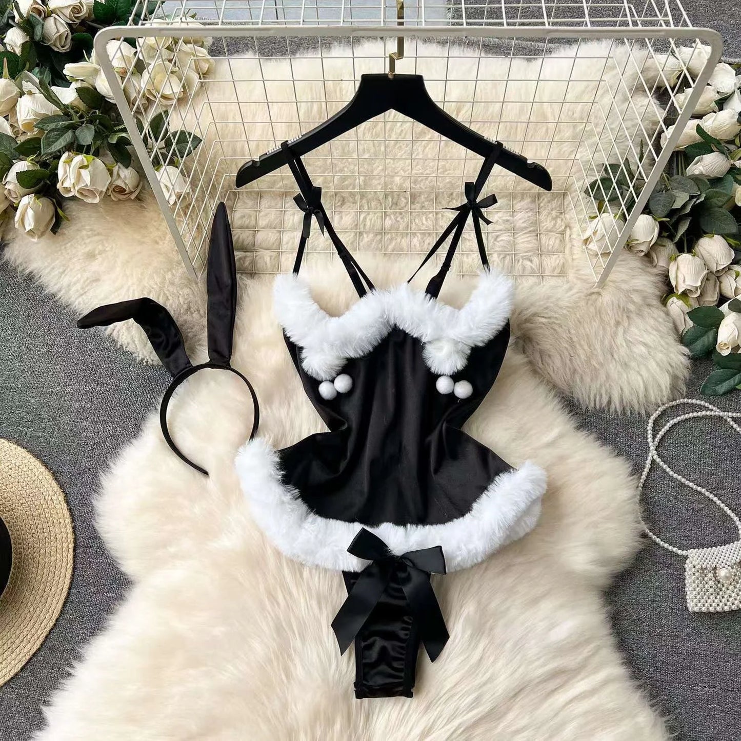 Christmas Sexy Night Dress Hotsweet Women's Dress Plush Splice Slim Bodycone Red Dress Cross Strap Halter Neck Party Short Dress