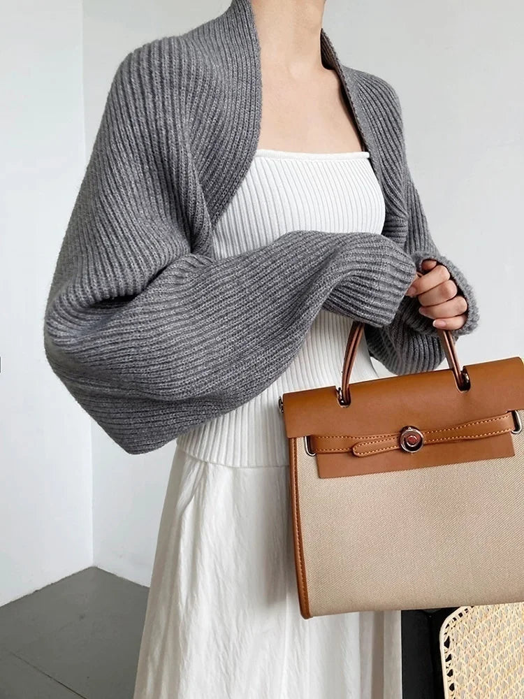 [EAM] Elegant Gray Knitting Cardigan Sweater Loose Fit V-Neck Long Sleeve Women New Fashion Tide Autumn Winter 2025 1DF2337